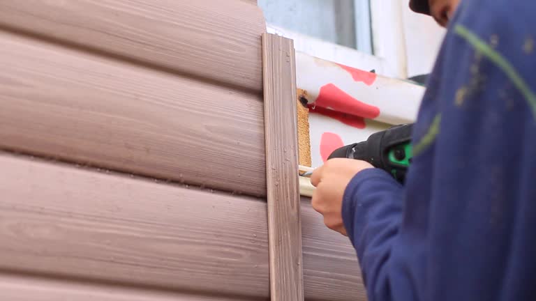 How To Choose The Right Materials for Your Siding Installation in 'Richmond, IN